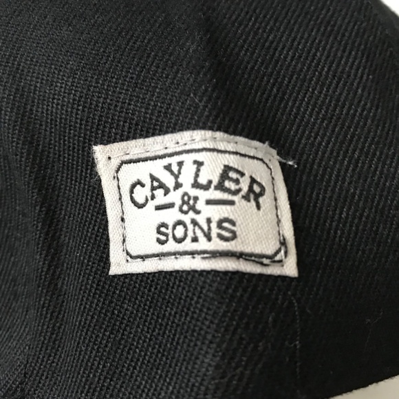 NWOT CAYLER & SONS BK NY Open Hands Snapback Cap Hat Black Grey White - Picture 7 of 8